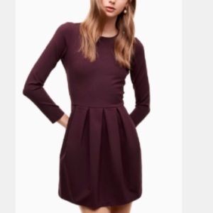 Aritzia wilfred tartine dress plum